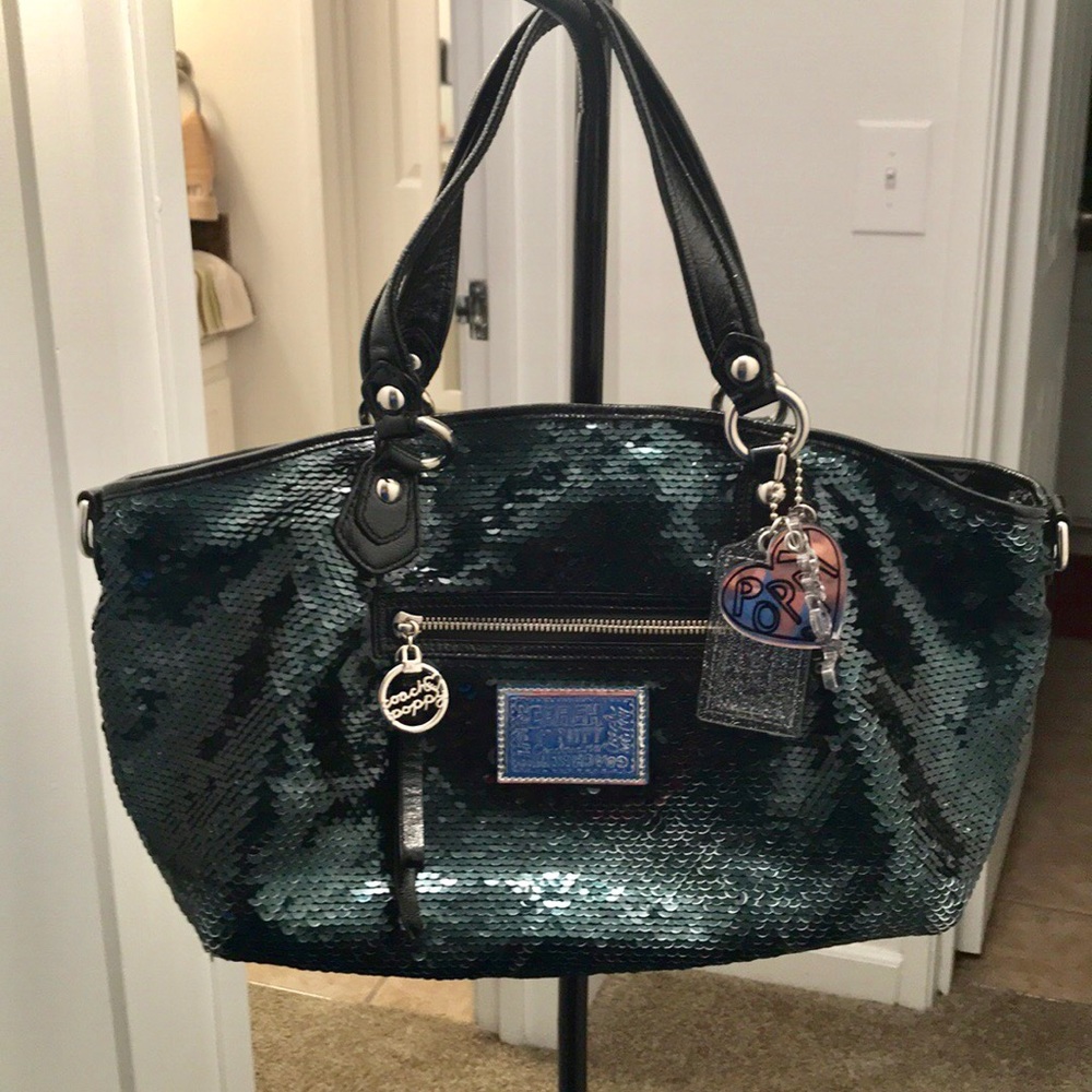 AUTHENTIC Limited Edition Vintage Sequin vintage Coach Poppy Bag💥